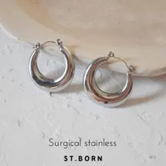 サージカルステンレス　チャンキーフープピアス　　太め　月型　シルバーカラー