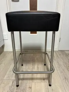 IKEA JULIUS Bar スツールのサムネイル