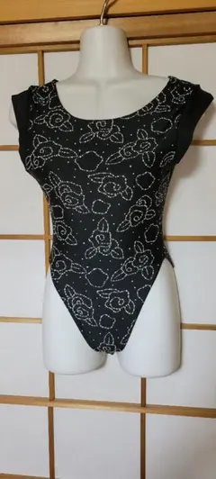 チャコット　レオタード　ナターシャ　Ｌ　黒　美品　2枚セット チャコット レオタード ナターシャ L 黒 美品 2枚セット - メルカリ