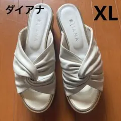 Diana ツイストデザイン サンダル ホワイト