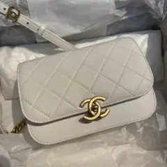 ⭐︎Belle⭐︎様専用 CHANEL フラップ チェーンバッグ ホワイト 正規品