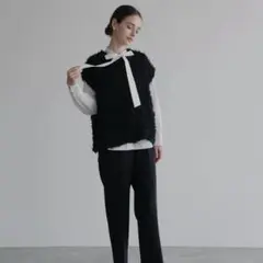 2025年最新】ohga ブラウスの人気アイテム - メルカリ