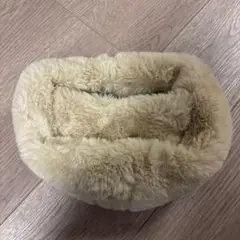 ZARA フェイクファー ハンドバッグ ベージュのサムネイル