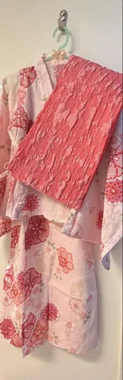 【美品】組曲 キッズ 浴衣＆帯セット ダリア柄ピンク L (120〜130)のサムネイル