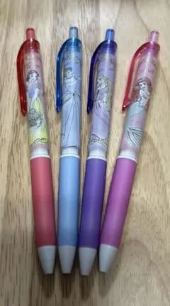 ディズニープリンセス　ボールペン　４本