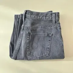 ユニクロ　ワイドストレートジーンズ　23 グレー