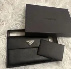 PRADA ブラック 三つ折り財布 サフィアーノレザー 極美品 売切り