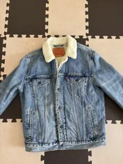 【新品未使用】 Levi's ボア付きデニムジャケット M