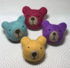 羊毛フェルトブローチ