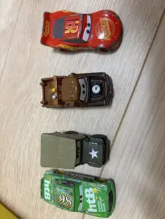 ミニカーセット ライトニング・マックィーン 他