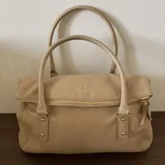 ケイトスペード　kate spade　バッグ　鞄　ベージュ　キャメルのサムネイル