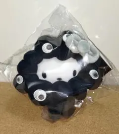 【新品未開封】関西万博ミャクミャクブラックカラビナ付きハローキティ