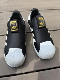 adidas スリッポン スニーカー 黒/白　21