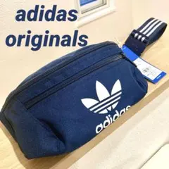 新品未使用　adidas ボディバッグ ウエストポーチ　ネイビー 　トレフォイル