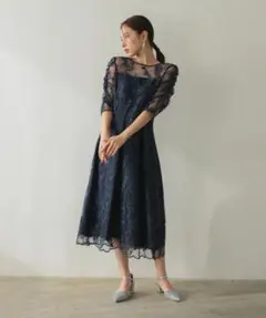 未使用haremode ハレモード　 花柄刺繍ミディ丈ドレスネイビー4Ｌのサムネイル