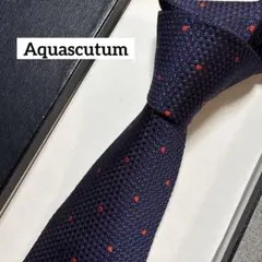美品　アクアスキュータム　ネクタイ　赤・紺　水玉ドット　シルクジャガードのサムネイル