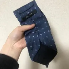 Gucci ネイビー ドットパターン ネクタイ