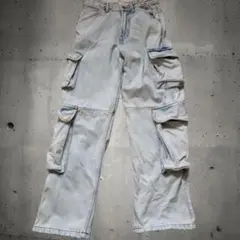 Item thumbnail for item b4ac30e2-8bbb-4e15-966f-2673785a0b6c