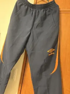 【美品】umbro ピステパンツ ネイビー・オレンジ