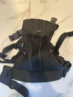 BabyBjörn 抱っこ紐 黒 メッシュ　新品未使用