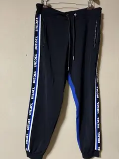 美品diesel ロゴ入りジャージパンツ 黒と青