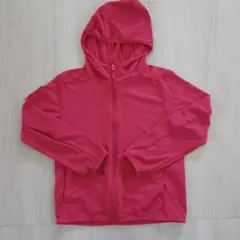 ユニクロ UNIQLO エアリズム UVカットメッシュパーカー 130㎝　赤