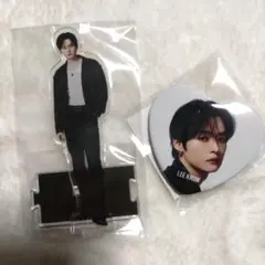 JYP FLAGSHIP TOKYO　リノ　アクスタ　缶バッジセット