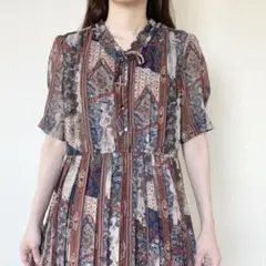 古着 vintage used 昭和レトロ 絵画柄 プリーツワンピース