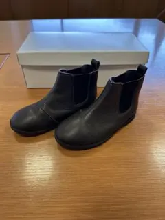 Item thumbnail for item 5e891022-ada7-4383-8e95-3f5a192f300c