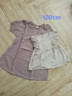 くすみピンクの半袖ワンピースとベージュのチュニック 100cmのサムネイル