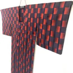 5k1790 雨コート　正絹　単衣　赤　黒　紫　柄物　和装　着物