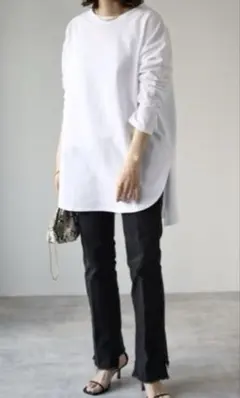 ホワイト サイドスリット 長袖Tシャツ FREE