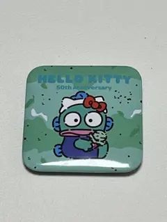 ハローキティ 50周年 サーティワンコラボ缶バッジ ハンギョドン