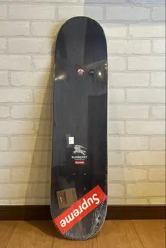 【新品】Supreme Burberry スケートボード デッキ　スケボー Supreme x Burberry Skateboard Deck Set Multi Japan ReStockX (In
