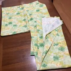 小紋 着物 緑と黄色の花柄　単
