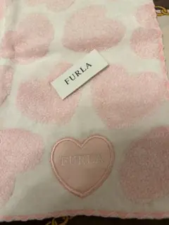 新品未使用フルラ、タオルハンカチ　28✖️28