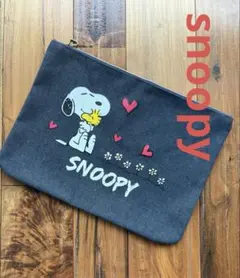 snoopy スヌーピー　デニム　フラットポーチのサムネイル