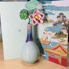 陶器製花瓶 蓮の花と葉付き 置物