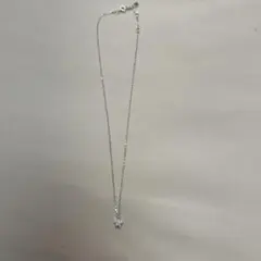 クリスタルネックレス