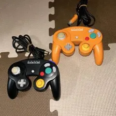 ゲームキューブ用コントローラー2個