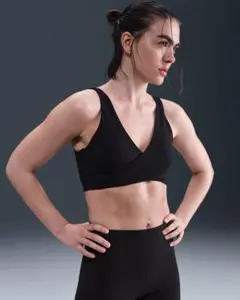 ★値下げ中★NIKE スポーツブラ レディース