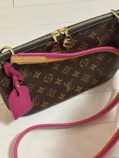 LOUIS VUITTON モノグラム ロレッタ ショルダーバッグのサムネイル