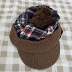 ポンポン付きチェック柄ベビー帽子 46㎝