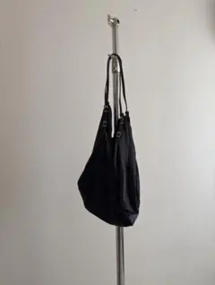 ZARA ブラック ショルダーバッグ Annのサムネイル