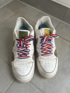 Nike Air Force 1 '07 LV8 エアフォース　26.5cmのサムネイル