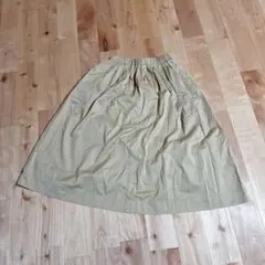 ベージュ スカート スタジオクリップ
