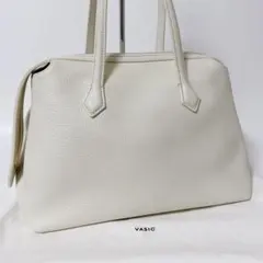 【人気商品】vasic クラブミニ　トートバッグ　レザー　アイボリー　肩掛けのサムネイル