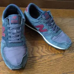New Balance 420 ネイビー/バーガンディ スニーカー