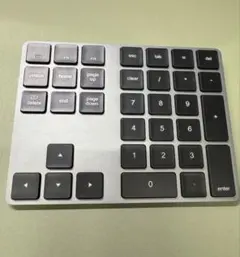 SATECHI 34キー ワイヤレステンキーパッド 英語配列