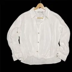 【新品】ZARA リネン混　シャツ ロールアップボタン付き ノットデザイン　ザラのサムネイル